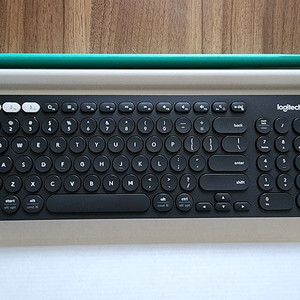 로지텍 K780 키보드 부품용 1만원