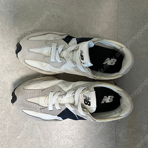 뉴발란스키즈 327 19cm 200사이즈같음