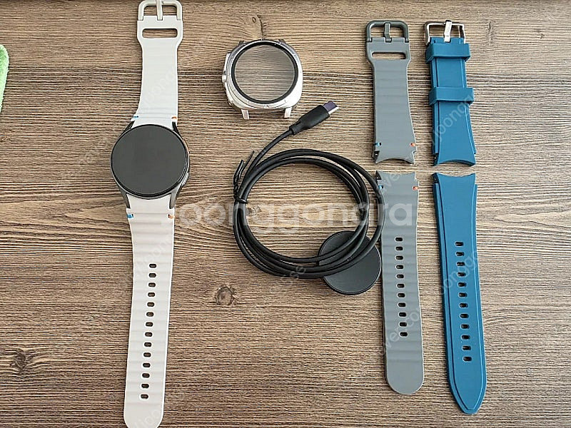 워치7 lte 셀룰러 모델 40mm 팝니다.--0
