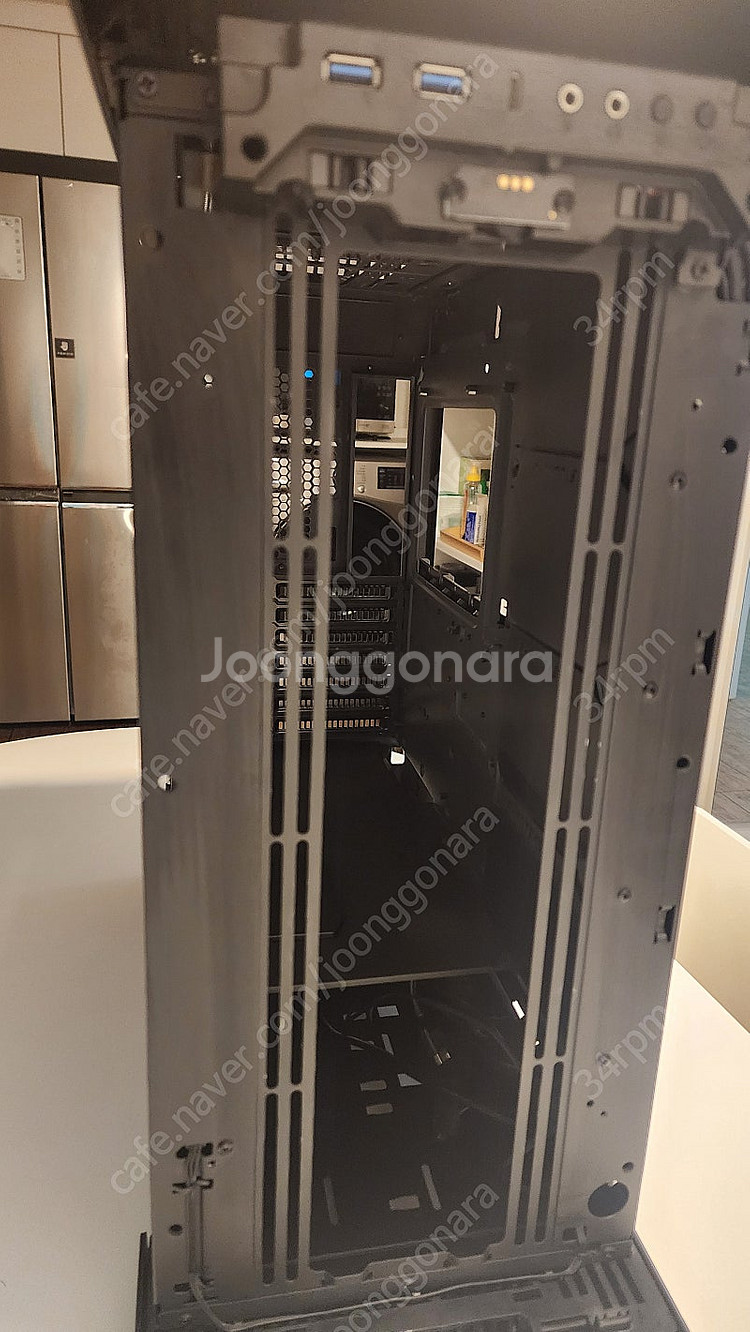 펜텍스 이볼브 X 블랙 (Phanteks Evolv X)--3