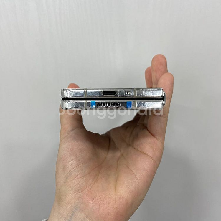 73879 갤럭시Z폴드5 크림 256GB 특S급 삼성리...--4