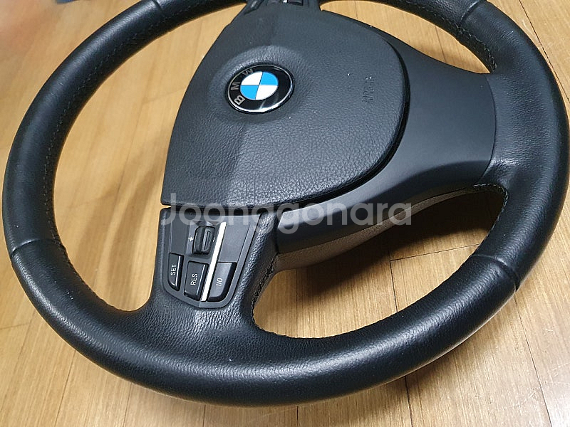 BMW 520D 순정 핸들 판매합니다--1