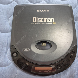 SONY 워크앤 CDP D-120 MATT BLACK색상 정상작동품 판매합니다.