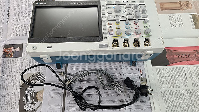Tektronix TBS2074B 테크트로닉스 2000...--2