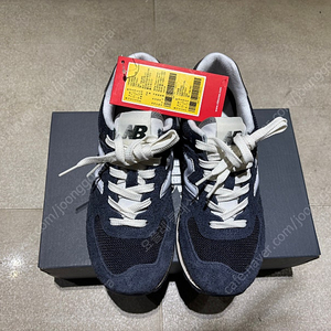 뉴발란스 574 헤리티지 네이비 240