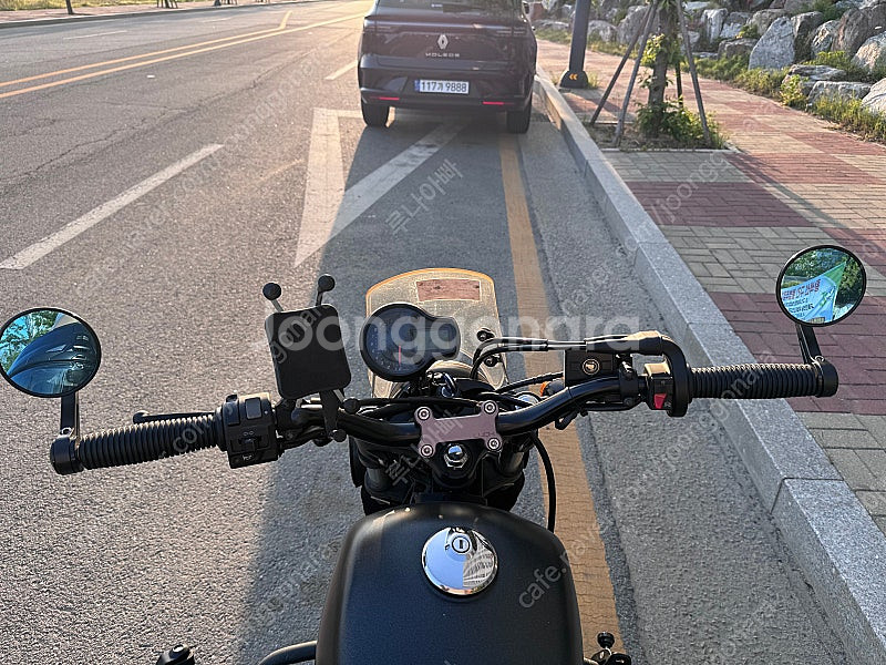 아퀼라300 짧은키로수 판매합니다!--8