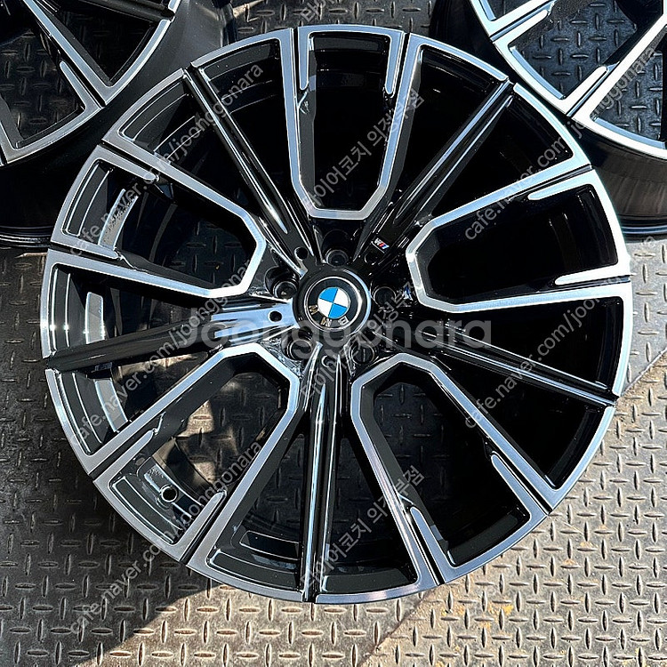 20인치 BMW 7시리즈 817M st 블랙폴리쉬 신품...--4