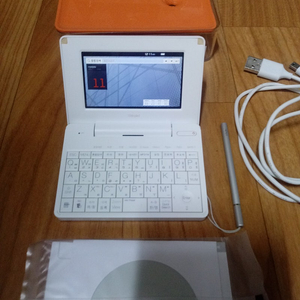 아이리버 전자사전 딕플 D7 (8GB)
