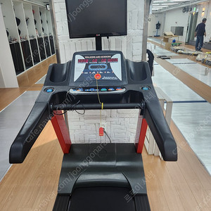 클럽용 런닝머신 판매합니다