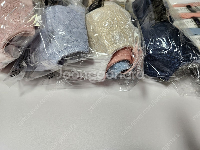홈쇼핑 판매 여성 속옷 노와이어 브라팬티 세트 상콤플렉...--2