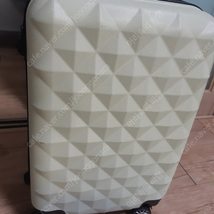 캐리어 가방(높이 63cm 너비 45cm 폭 25cm) 팝니다.