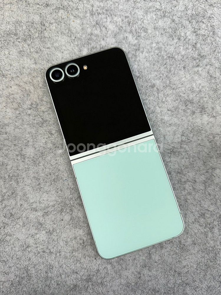 (무잔상S급) 갤럭시Z플립6 민트 256G 미파손 깨끗...--0