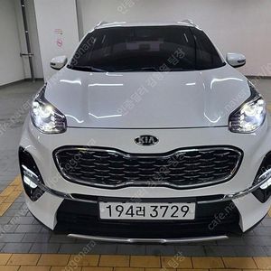 스포티지 중고 스포티지 더 볼드 중고 가격 흰색 2021년식 38,700km 2.0 디젤 2WD 프레스티지 중고자동차