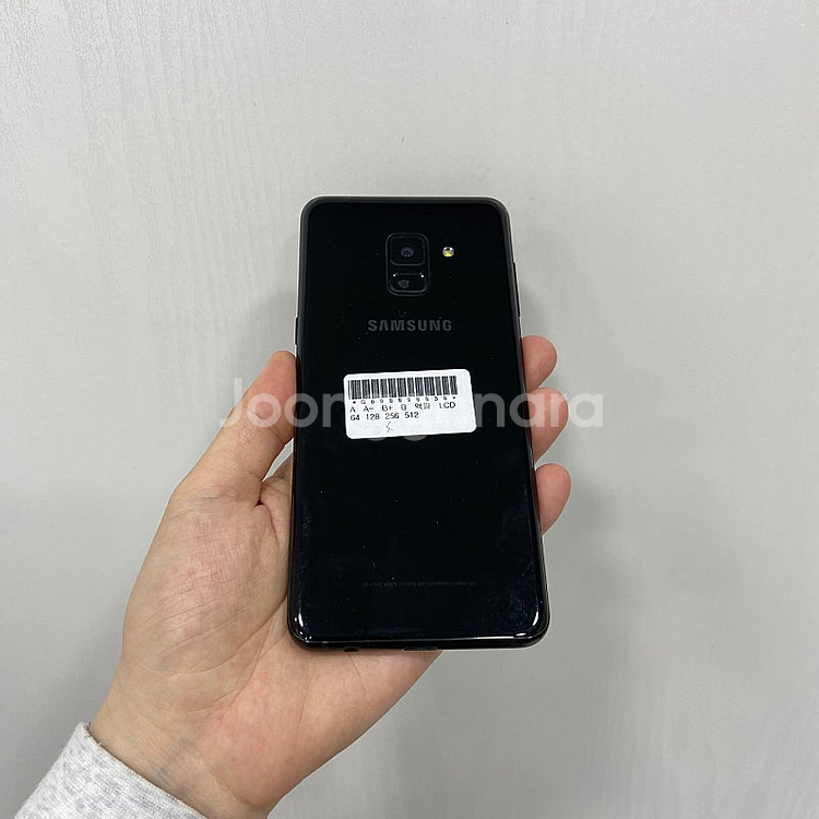 90030 갤럭시A8 블랙 32GB 부산 중고폰 팝니다...--2
