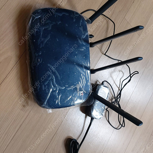 KT 10 GIGA WIFI 공유기 KM09-810H 판매합니다(추가증정)