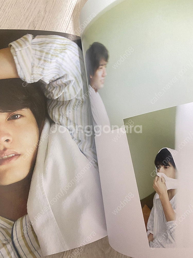 일본배우 아카소 에이지 친필싸인 사진집--4