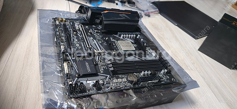 5800X3D+GIGABYTE B550M 팝니다--3
