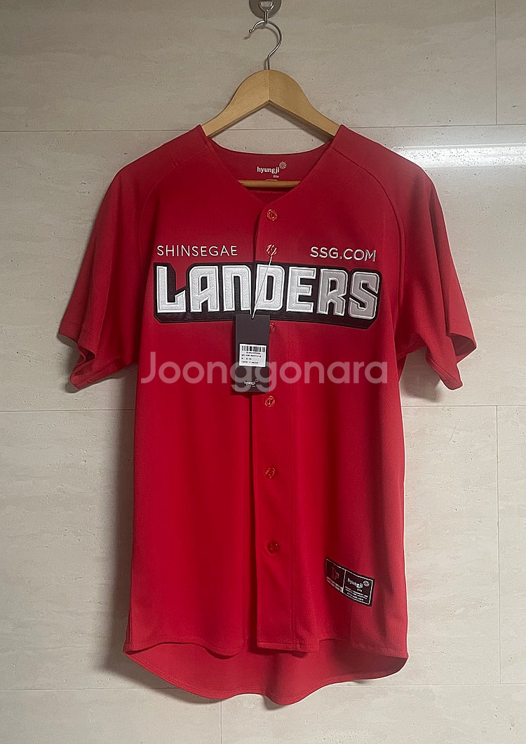 SSG 랜더스 어웨이 유니폼 95 + 랜더스모자56사이즈--1