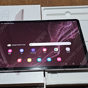 갤럭시탭S8 SM-X700 wifi 128G 모델입니다.
