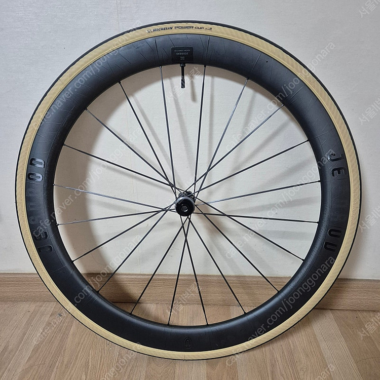 제스앤로드 나디아 D50 3세대 로드 카본 휠셋 + 미쉐린 파워컵 클래식 타이어 장착 판매--5