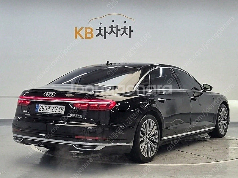 아우디 A8 중고 검정색 2021년식 65,800km ...--3