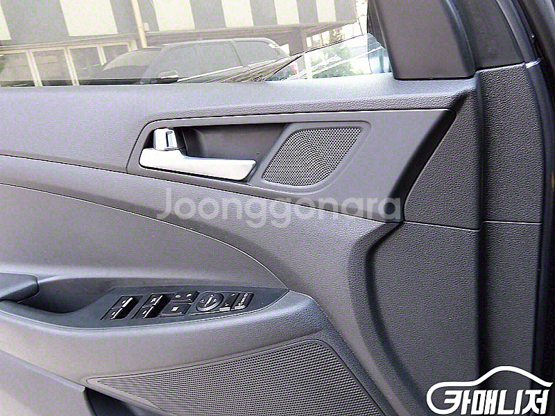 올뉴투싼 디젤 2.0 2WD 2018 년 중고차/전액할...--3