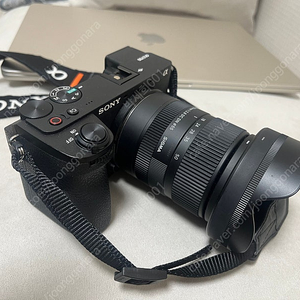 소니 a6700 팝니다 sony a6700 (바디만)