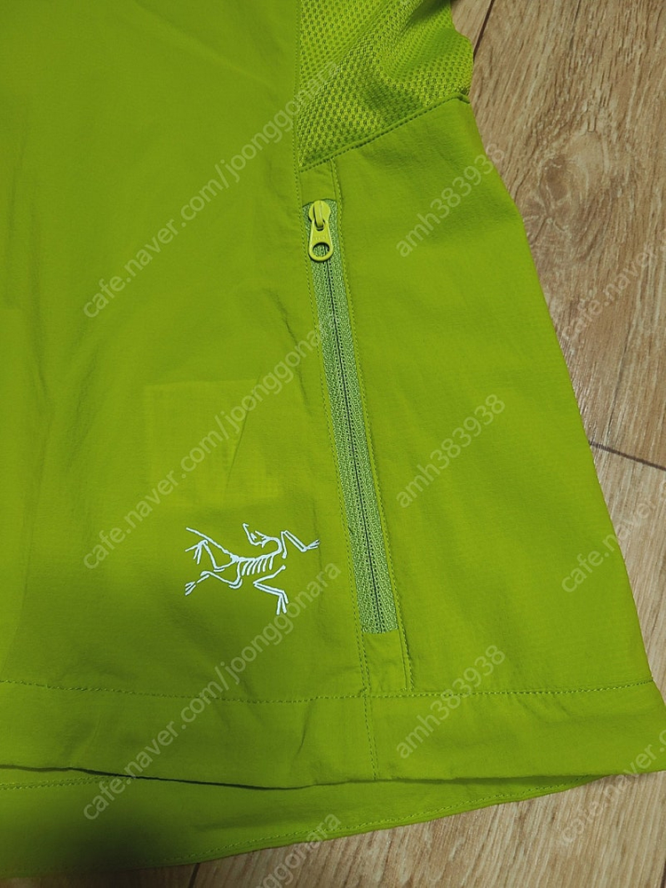 아크테릭스 여성 바람막이 S 이미지