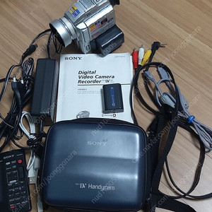소니 카메라 핸디캠(DCR-PC110)