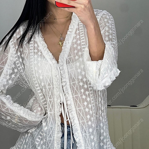 매니모어몽 레이스블라우스