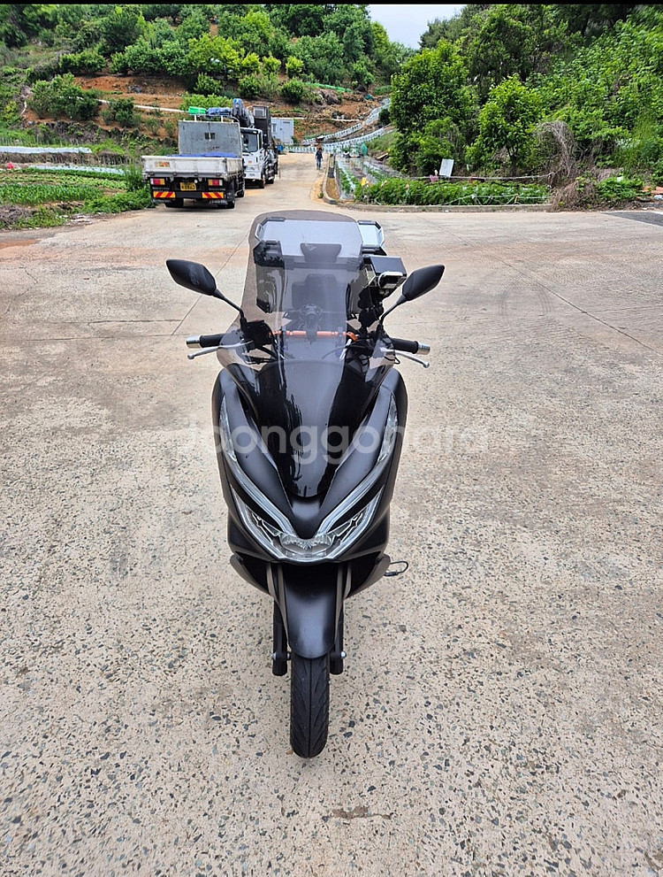 pcx20년식 6xxxkm판매합니다.--0