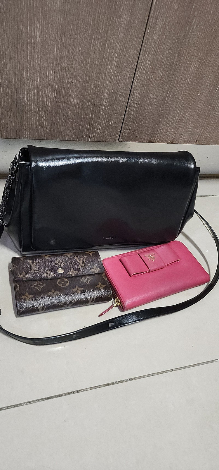 엘바테게브 레터 라지백/ 루이비통 알렉산드라 중지갑 이미지