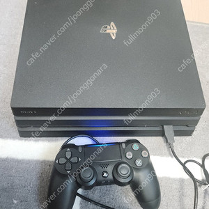 PS4 프로 7218 팝니다(택배비포함)