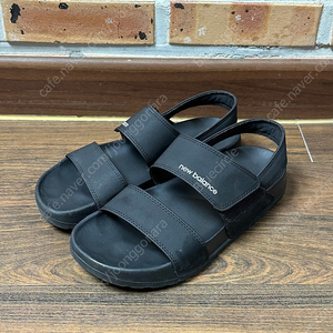 뉴발란스 샌들 250