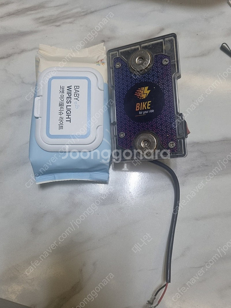 오토바이 자석충전 거치대 팝니다 택포 3만원--0