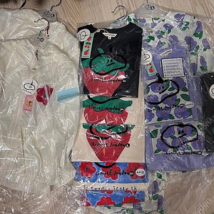 리미떼두두 25ss 플라워 데이지 딸기 L,XL