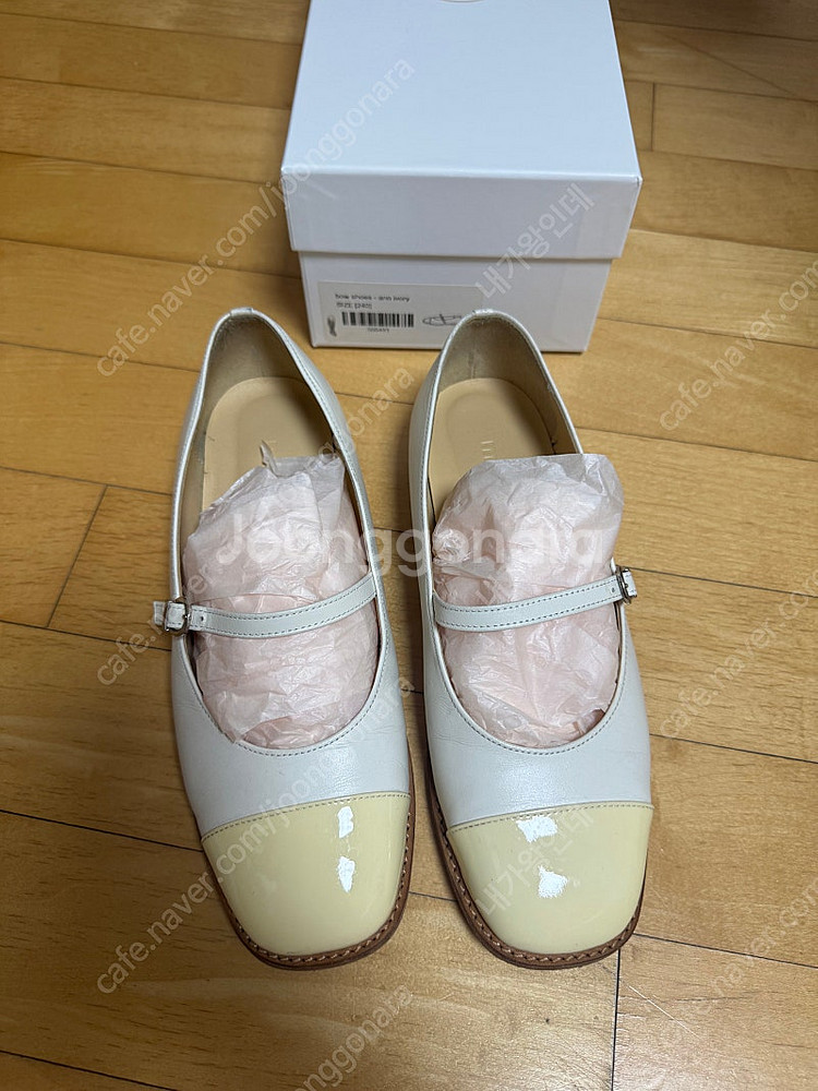 미닛뮤트 보우슈즈 앤아이보리 240--0