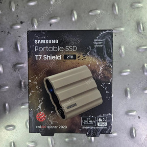 (미개봉, 정품)삼성 ssd t7 shield 2tb 판매(외장하드)
