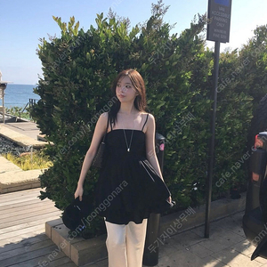 제이투유 달리아 뷔스티에탑 새상품 컨디션 /릴리코츠 더바넷 타낫 윤슬샵 르플레인 온트 더위시leeds