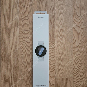 갤럭시 워치7 44mm 실버 미개봉 판매합니다