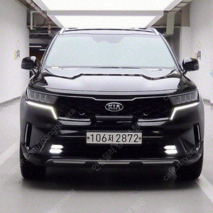 쏘렌토 중고차 쏘렌토 4세대 MQ4 중고차 기아중고차 검정색 2021년식 86,870km 디젤 2.2 2WD 트렌디 중고자동차