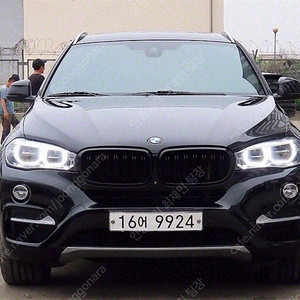 BMW X6 중고 BMW X6 중고차 할부가능 흰색 2017년식 xDrive 30d 차상태 완벽점검