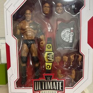 Wwe 얼티밋 에디션 더락 피규어 팝니다