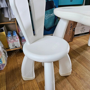 야야 토끼 의자와 테이블