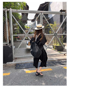투머치토커 셔링 점프수트