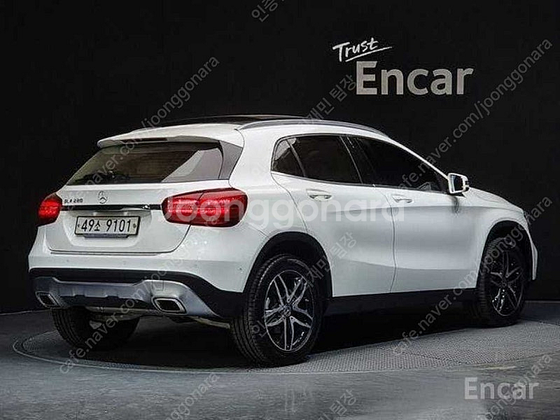 벤츠 GLA 중고 벤츠 GLA클래스 중고 2019년식 37,312km GLA220 수원중고차--3