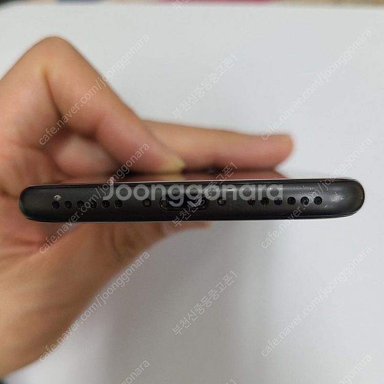 207496 아이폰8 블랙 64기가 인스타 무잔상 액정...--4