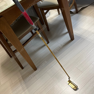 아이젠 프리미엄 에디션 티타늄 수제퍼터 판매합니다.