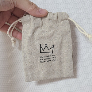 BTS 비공식 굿즈 귀걸이 판매