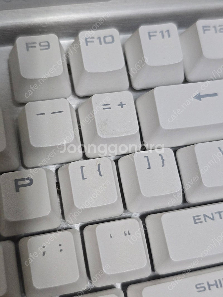 커세어 기계식 키보드 K70 RGB MK.2 SE (은...--4